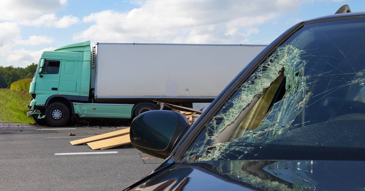 Truck Accident Attorney in Dallas: Seeking Legal Guidance After a Distressing Incident